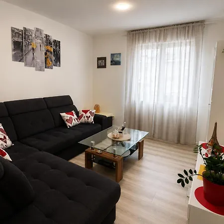 Family Andelic Apartment *